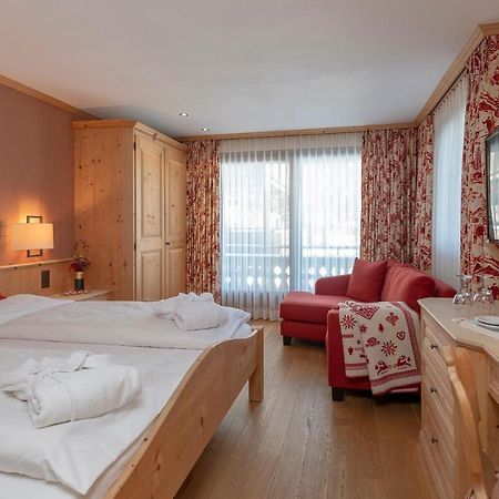 Hotel Alpina كلوسترز المظهر الخارجي الصورة
