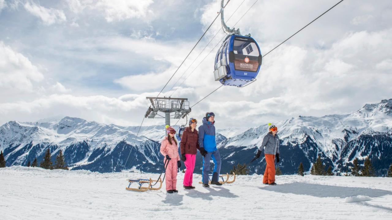 Hotel Alpina كلوسترز المظهر الخارجي الصورة