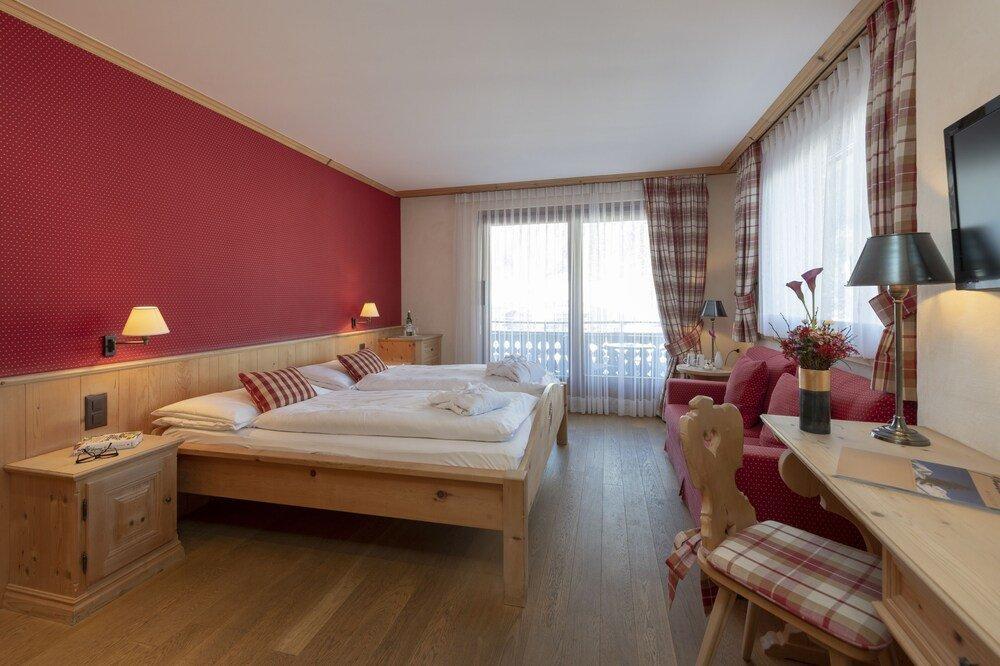 Hotel Alpina كلوسترز المظهر الخارجي الصورة