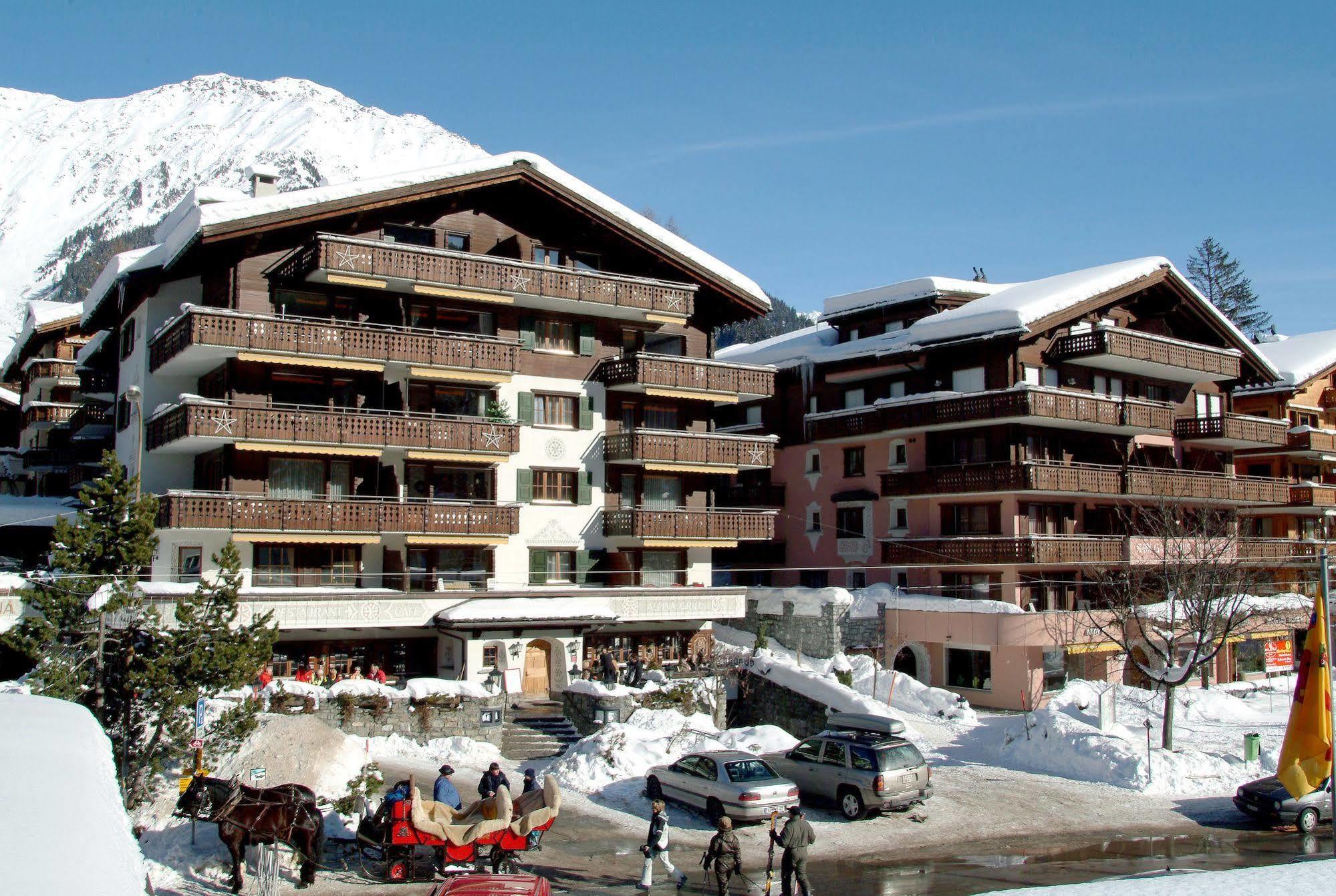 Hotel Alpina كلوسترز المظهر الخارجي الصورة